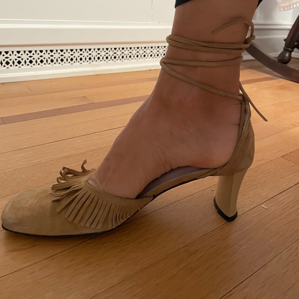 Kenneth Cole  heels - tan suede